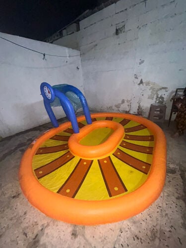 kids swimming pool for urgent sale 