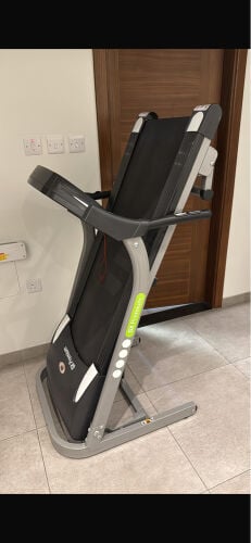 ماكينة تمرين مشي 