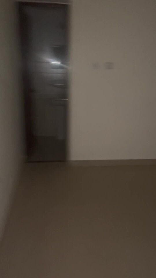 For rent an apartment in Khalifa 