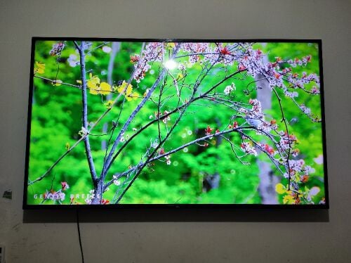 Toshiba smart tv 55 inch UHD 4k