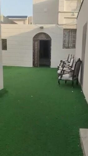 للإيجار بيت شعبي في معيذر الجنوبي