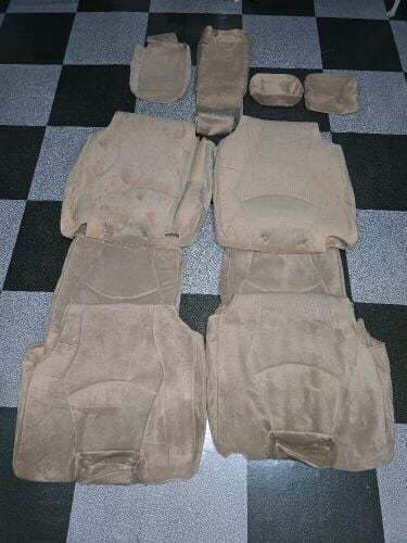 Toyota prado seats cover available