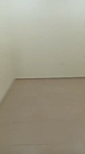 بالدحيل شقة ثلاثة غرف وصالة