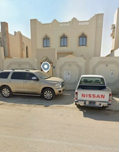 للبيع فيلا مؤجرة في الخريطيات