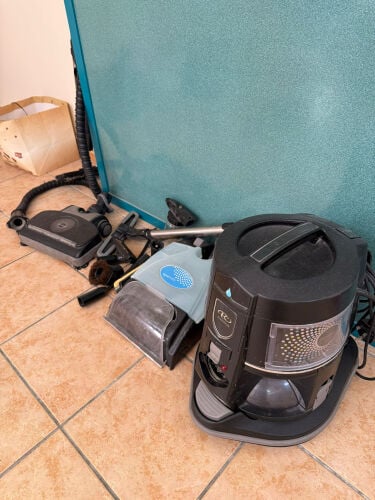Rainbow Vacuum with all accessories