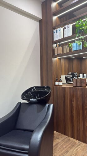 hiring hairStylist&color specialist