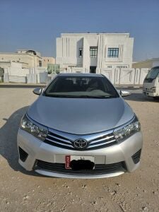 Selling Toyota Corolla 2015