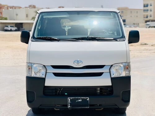 TOYOTA GLASS VAN 2022 