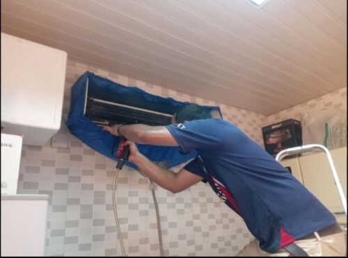 صيانة جميع انواع المكيفات
فك وتر