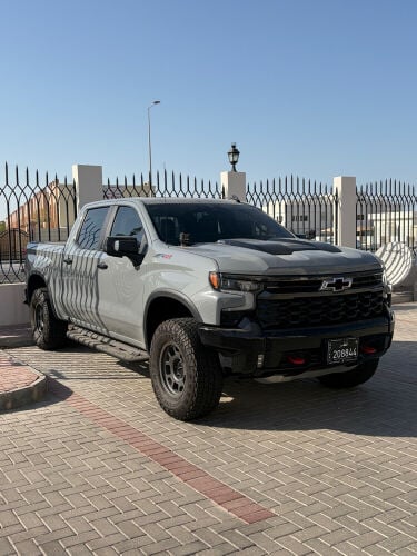 للبيع زد ار ٢