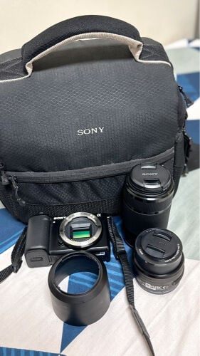 Sony ZV-E10 Mirrorless Camera 