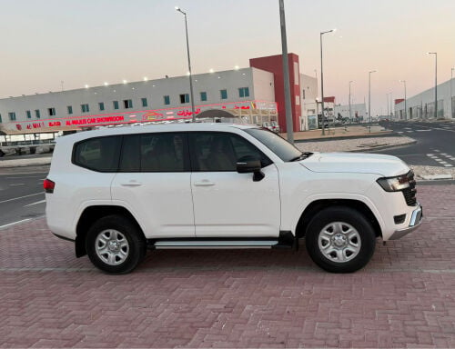 Toyota GX (Standard) 2024