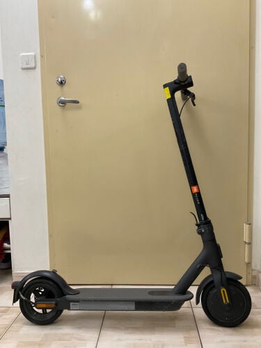 electric scooter mi