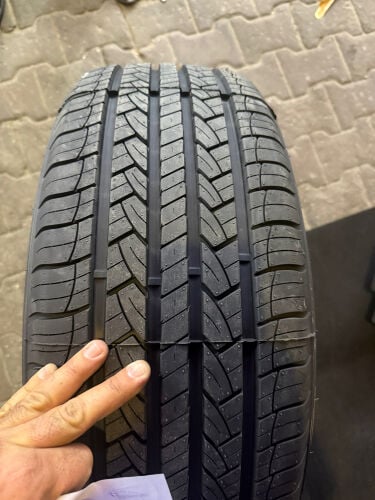 245/60/18 مقاس 