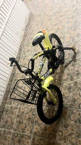 بيع عدد دراجه اطفال وكبار 
