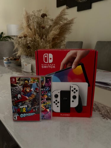 Nintendo Switch 1 + 2 Games