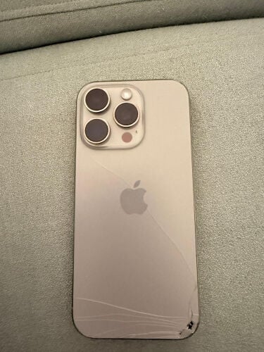 iphone 16 pro
