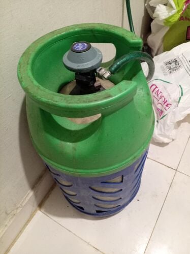 Gas Cylinder+Regulator+pipe+stove