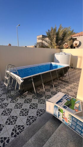 بركة سباحة بست واي