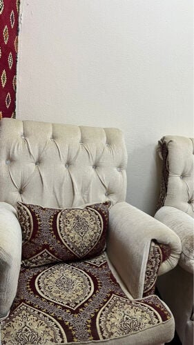 كنب بحاله جيده جداً