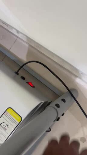 جهاز مشي كهربائي بحالة ممتازة