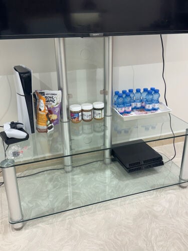 طاولة تلفزيون