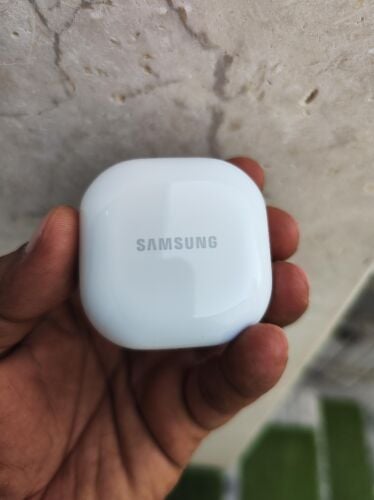 Samsung buds fe