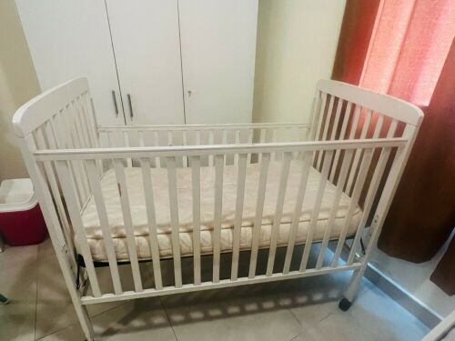Juniors wooden crib