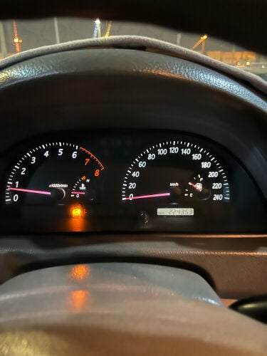 للبيع كامري نضيف 2006