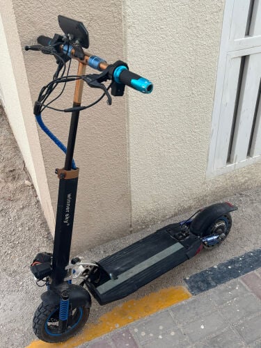 Electric scooter