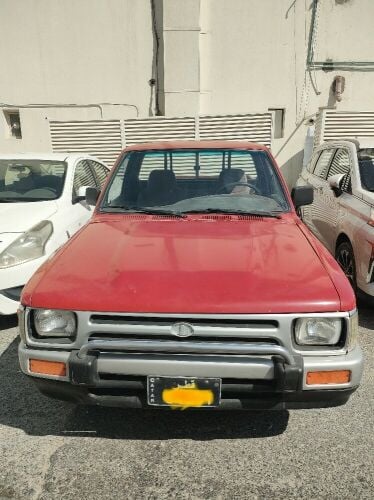Toyota pickup 1992call 71363799