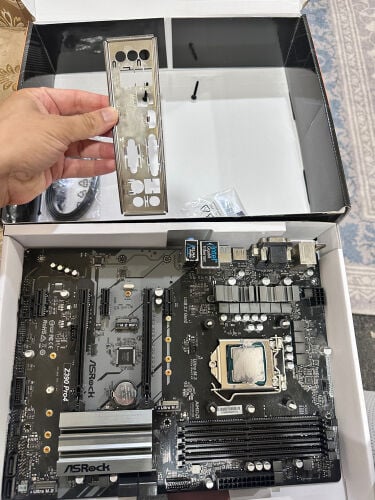 motherboard with core  i7-9700k