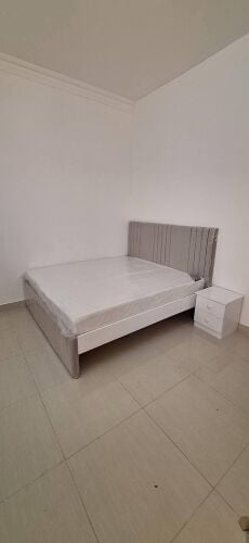 سرير مرتباغرف نوم للبيع جديدة 552