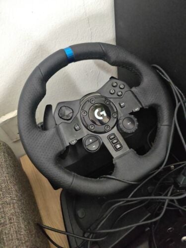 Logitech G923