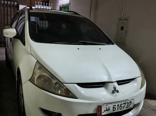 Mitsubishi Grandis 2.4 L