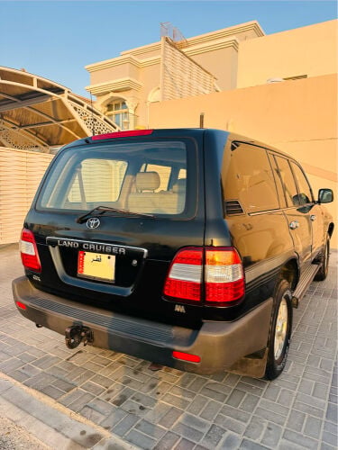 Toyota Land Cruiser GXR 2000 Model