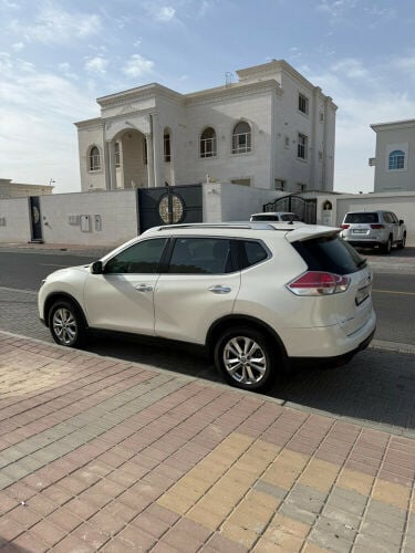سياره للبيع 