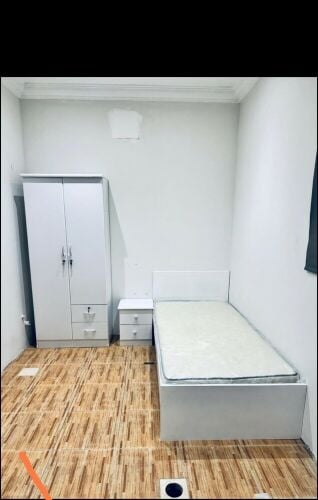 bed, Mettress, cabinet all size ava