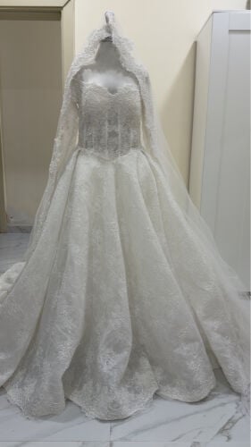 wedding dress