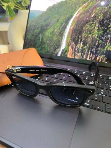 Ray ban Wayfarer Smart Glasses