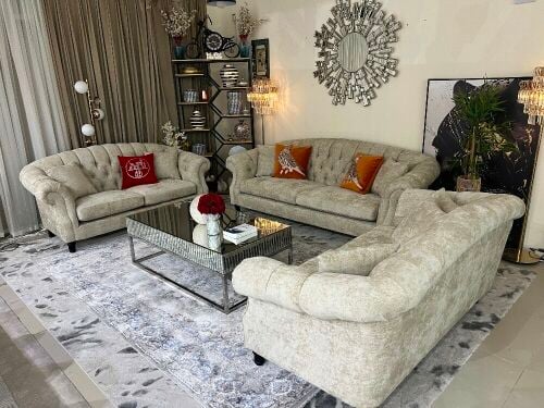 Good condition Luxury Sofa set sell