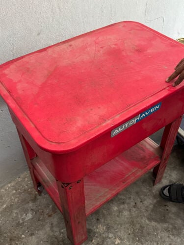 Parts cleaner