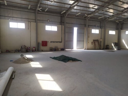store and room for rent 