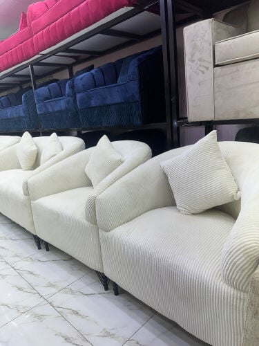 FOR SALE READYMADE SOFA 
