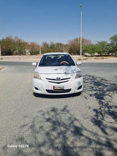 Toyota Yaris 12 model 12700