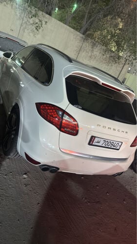 بورش للبيع