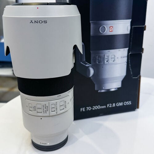 Sony FE 70-200mm f/2.8 GM OSS 