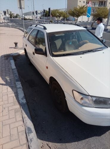 للبيع كامري 2001