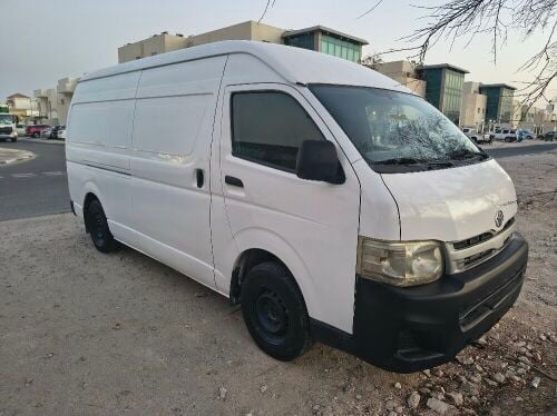 hiace highroof delivery van