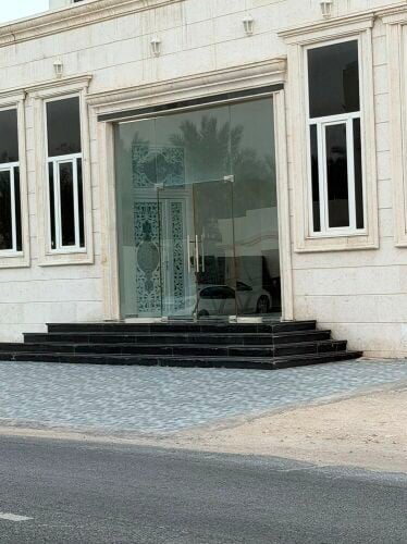 stylish Glass petition and shower